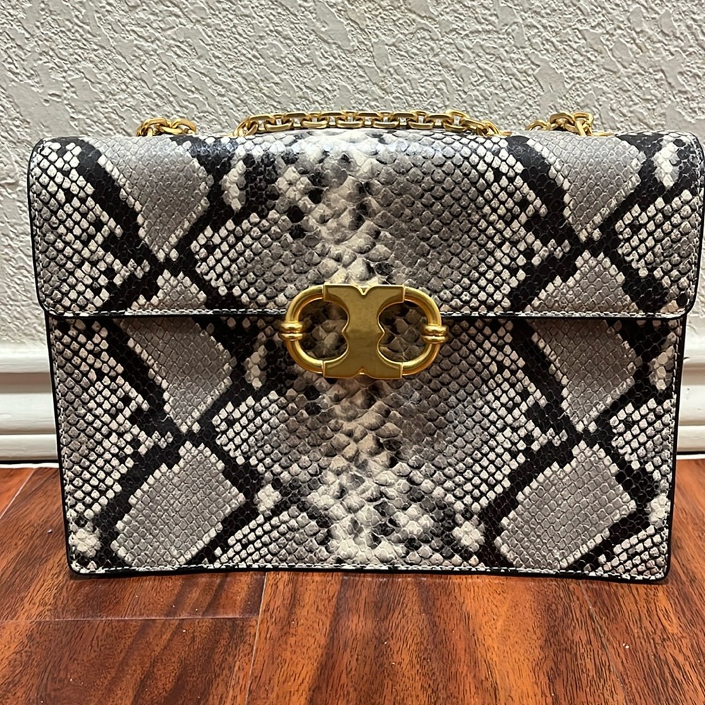 EUC Tory Burch Bag
